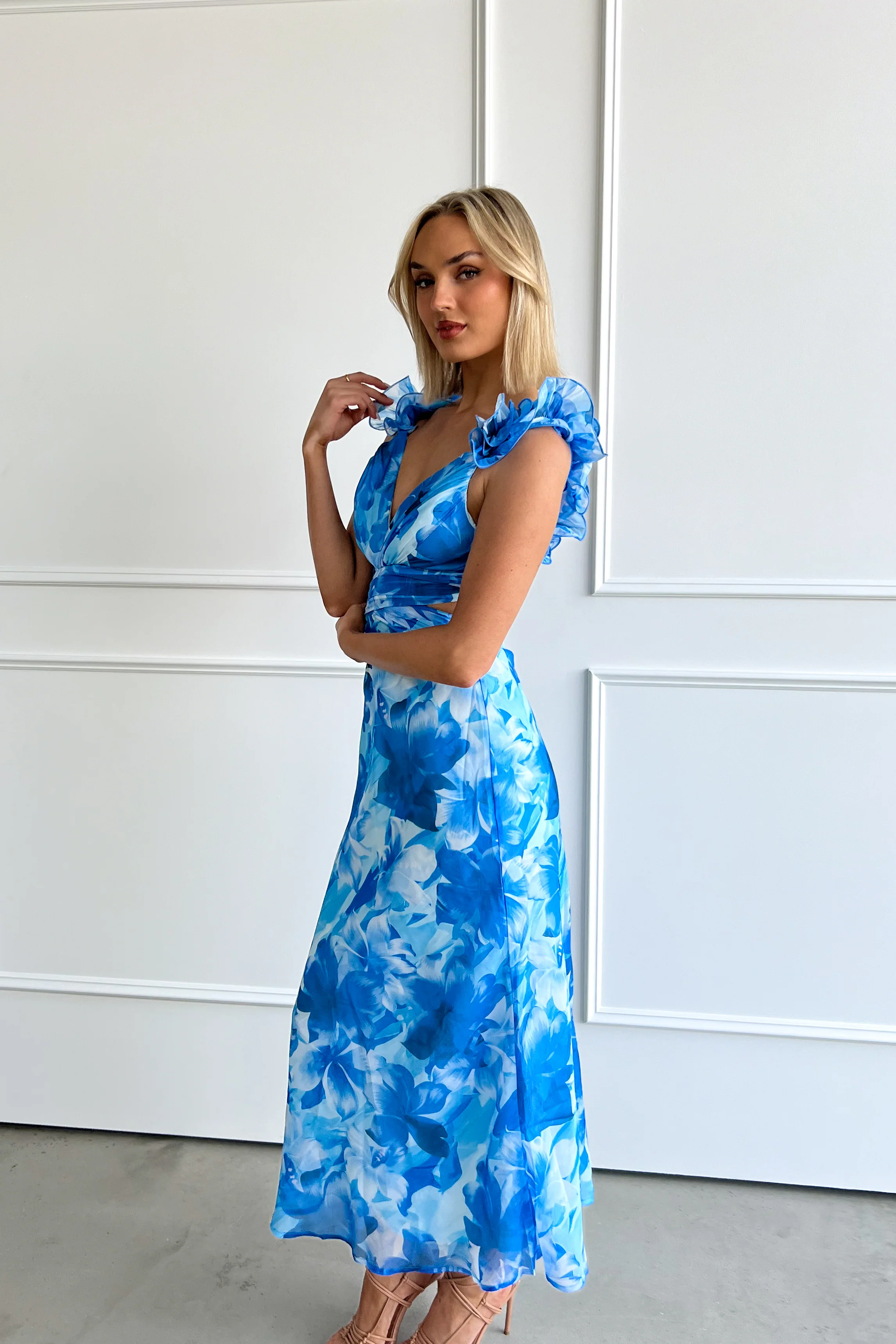 Elegant Floral Blue Maxi Dress